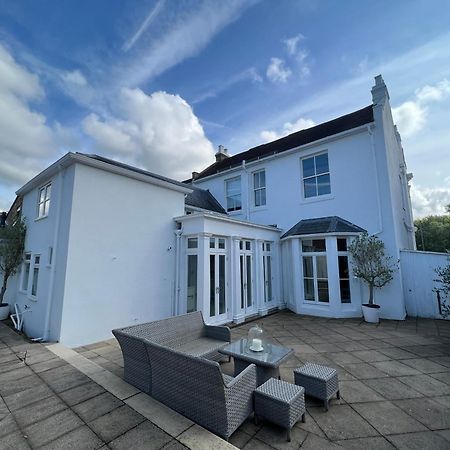 Willow House, Georgian Property In Shepperton Luaran gambar